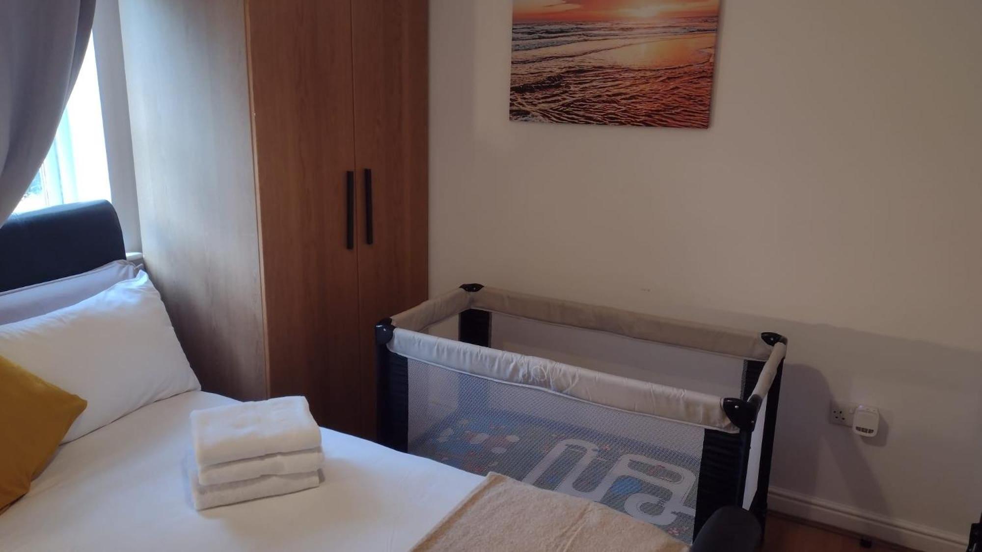 Appartement Spacious 2-bed Family With Pets Welcome Londen
