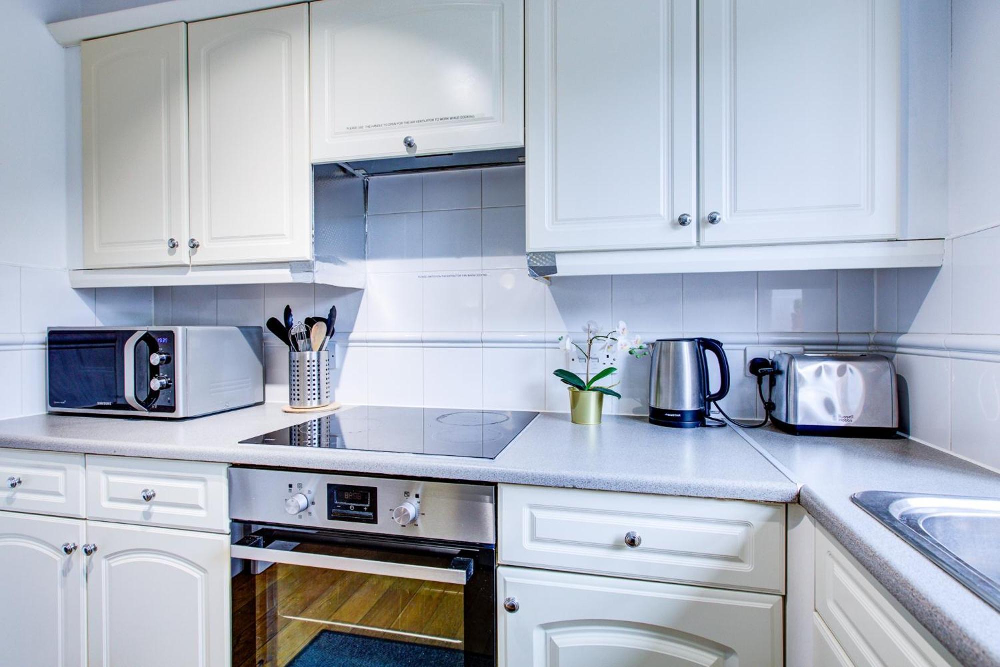 Spacious 2-bed Family With Pets Welcome Appartement